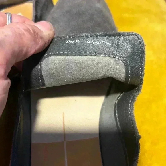 Dolce Vita Gray Suede Leather Slip On Flats, 7.5 - Picture 5 of 6